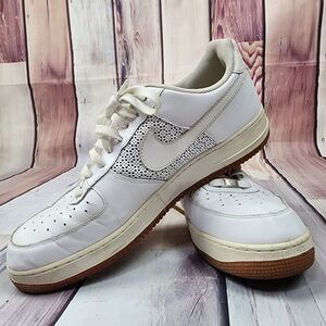 Nike Air Force 1 Mens 14 Low White Perforated Side Panels Gold Letter 315122-992